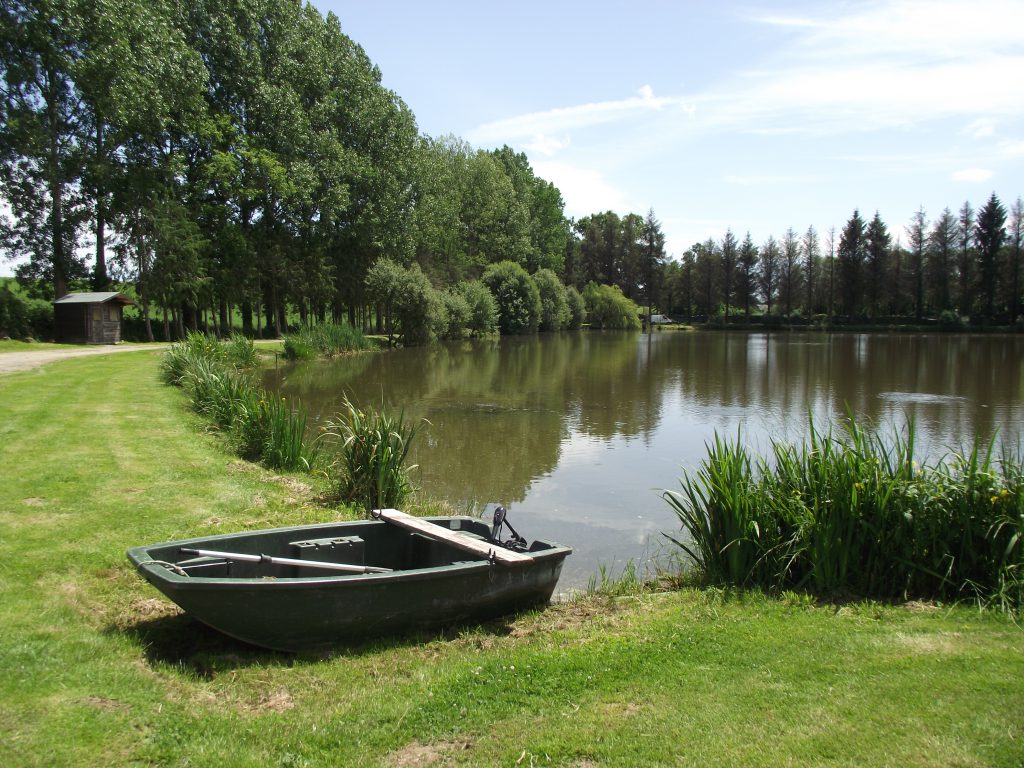 Carp Fishing in France Ultimate Lake Book Today!